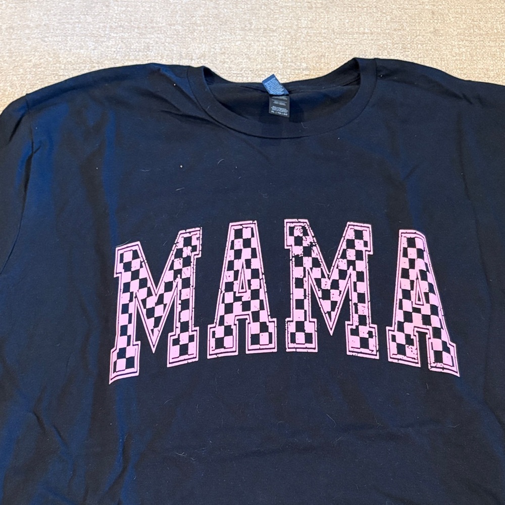 Black and Pink Graphic MAMA T-Shirt